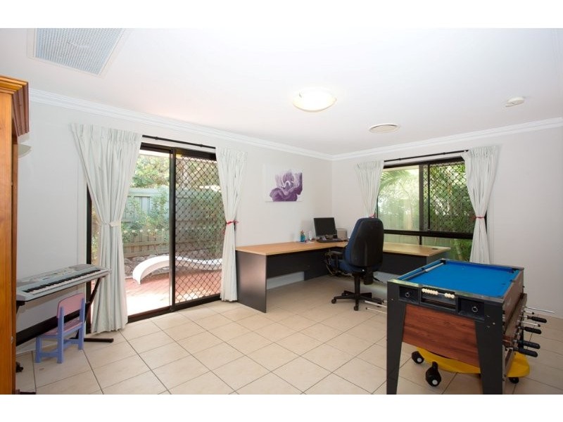 99 Cosmos Ave, Banksia Beach QLD 4507