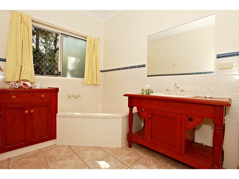 22-24 Wrenaus Way, Ningi QLD 4511