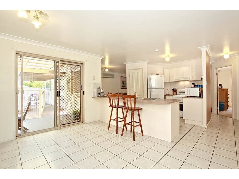 147 Moreton Tce, Beachmere QLD 4510