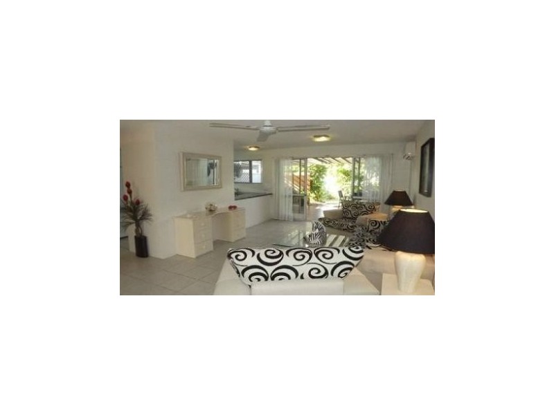 9B/10 Spinnaker Dr, Sandstone Point QLD 4511
