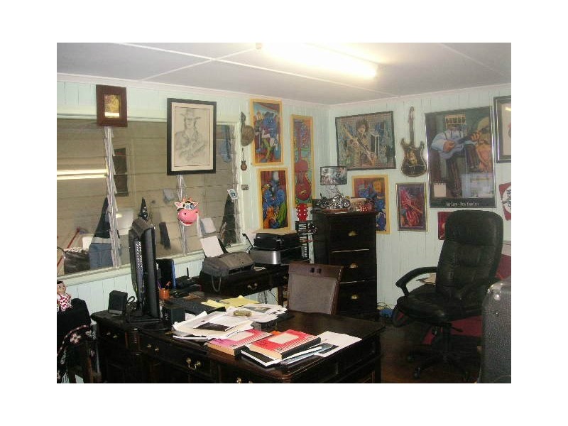 490 Bestmann Road, Ningi QLD 4511