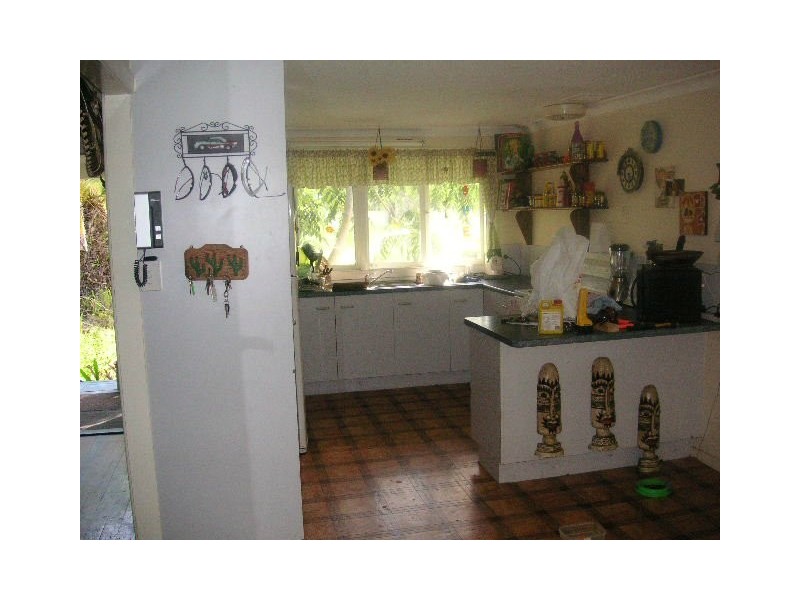 490 Bestmann Road, Ningi QLD 4511