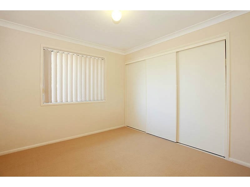 17 Mossman Way, Sandstone Point QLD 4511