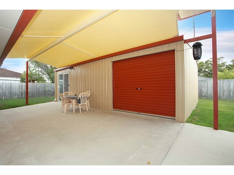 11 Hawaii Cres, Banksia Beach QLD 4507
