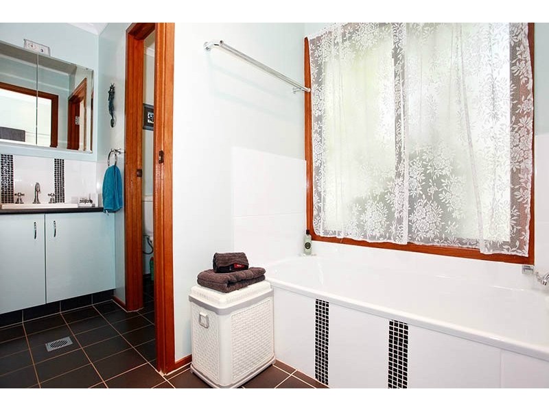 43 Namatjira Crt, Caboolture QLD 4510