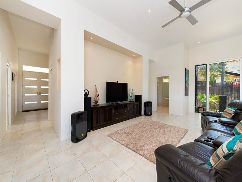 35 Protea Drive, Bongaree QLD 4507