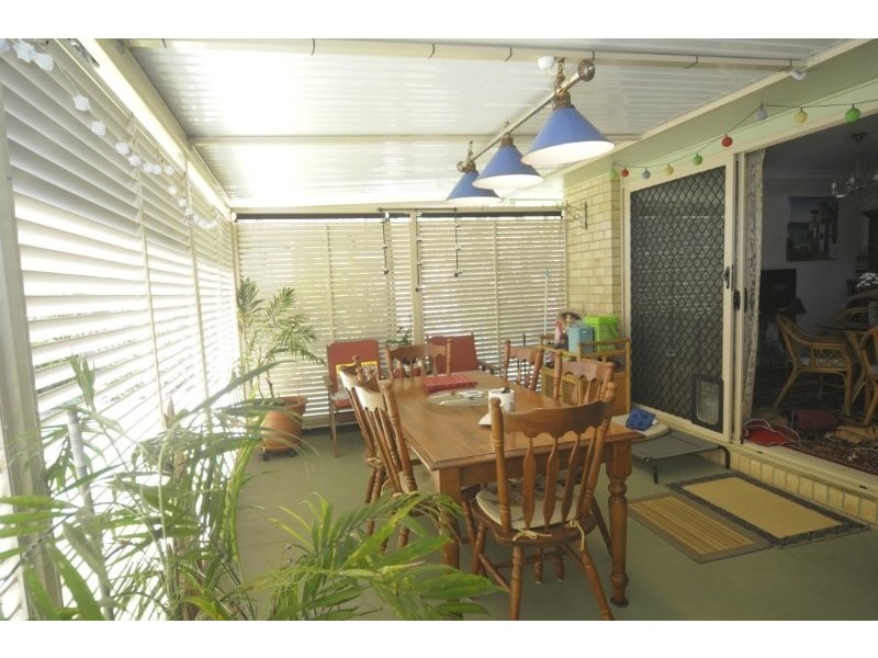 39 Clovelly Place, Sandstone Point QLD 4511