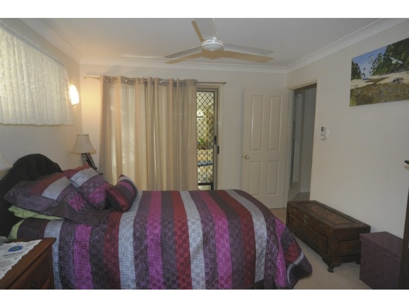 39 Clovelly Place, Sandstone Point QLD 4511