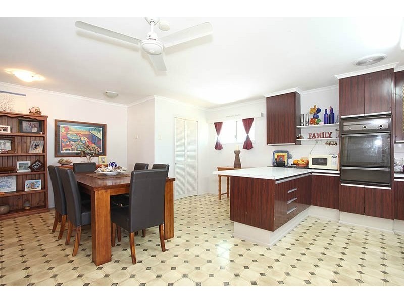 31 Queen Street, Bongaree QLD 4507