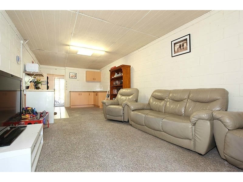 31 Queen Street, Bongaree QLD 4507