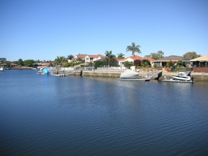 21 Dugong Crescent, Banksia Beach QLD 4507