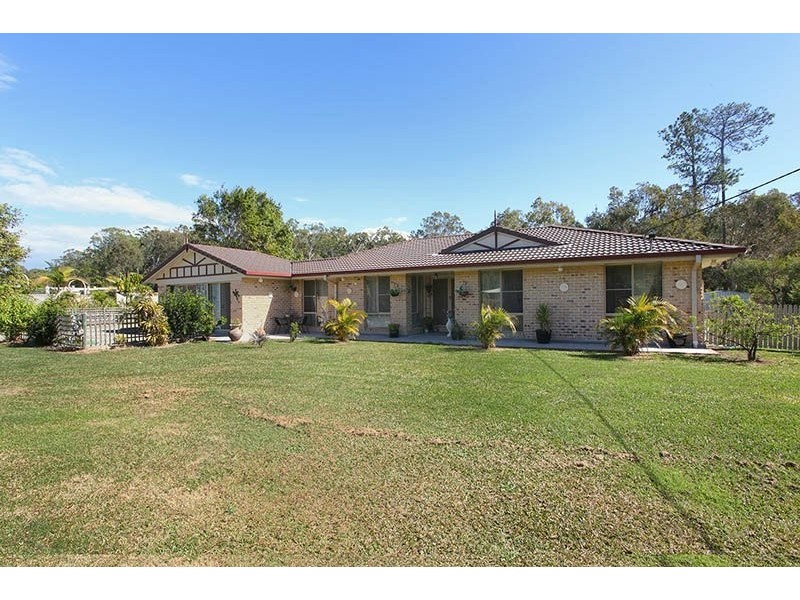 54 Bernborough Way, Ningi QLD 4511