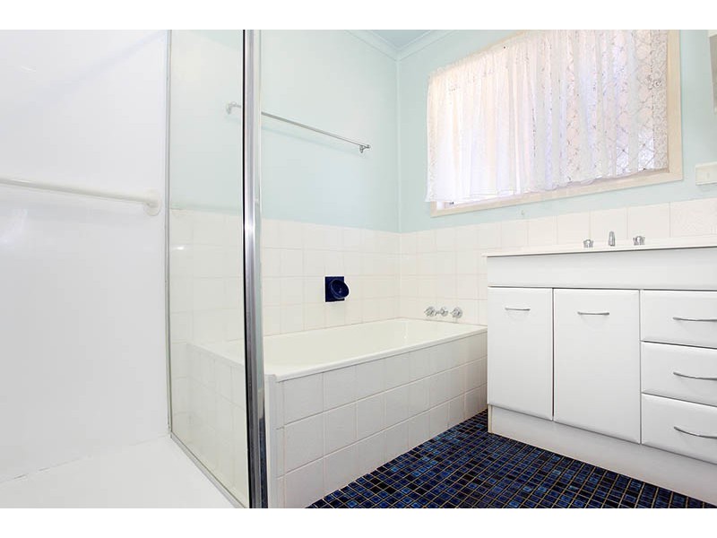 13 Chelsea Promenade, Caboolture South QLD 4510