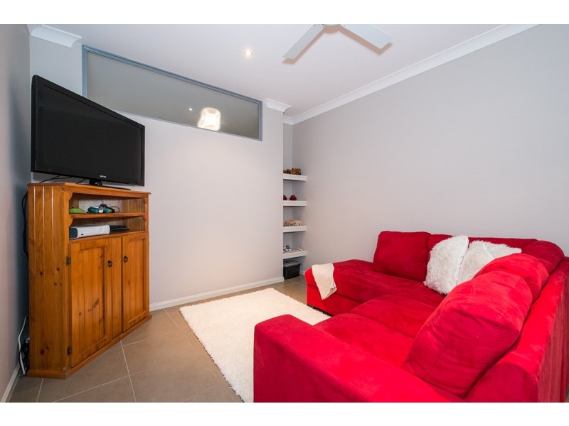 61 Cosmos Avenue, Banksia Beach QLD 4507