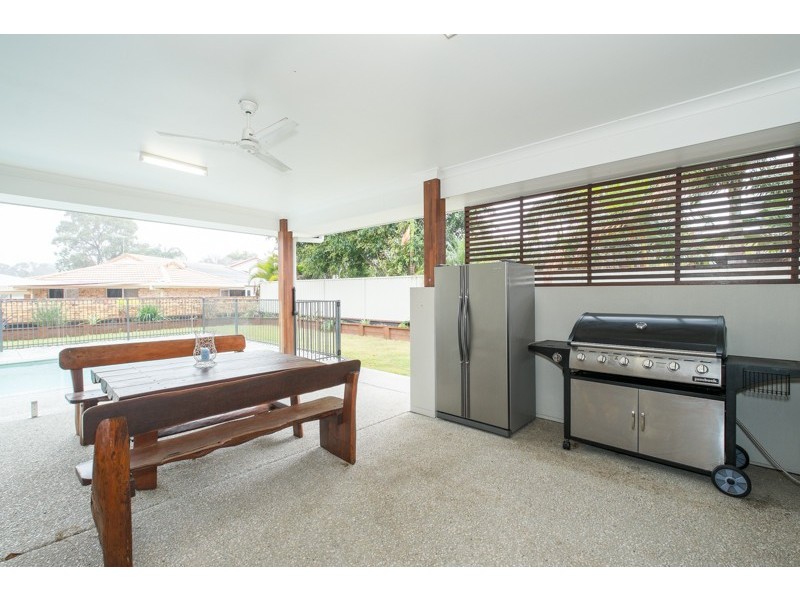 61 Cosmos Avenue, Banksia Beach QLD 4507