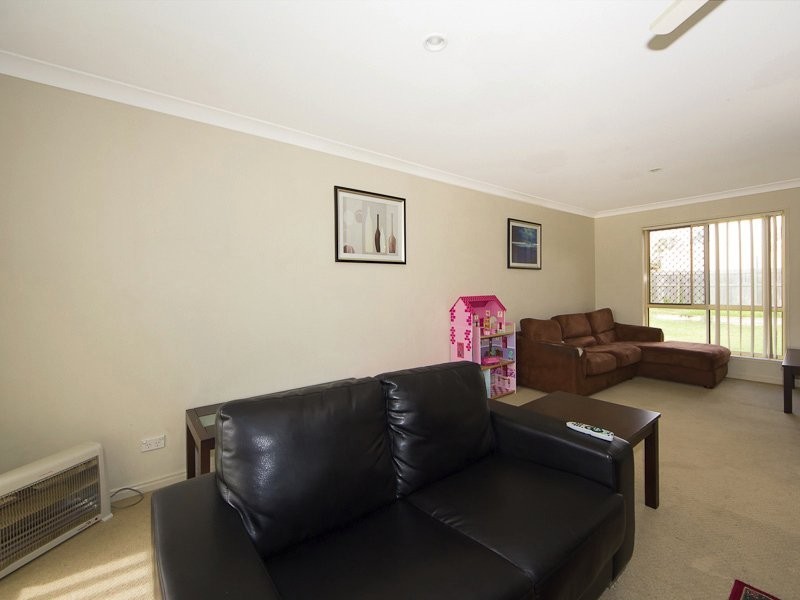 11 Julie Drive, Caboolture South QLD 4510