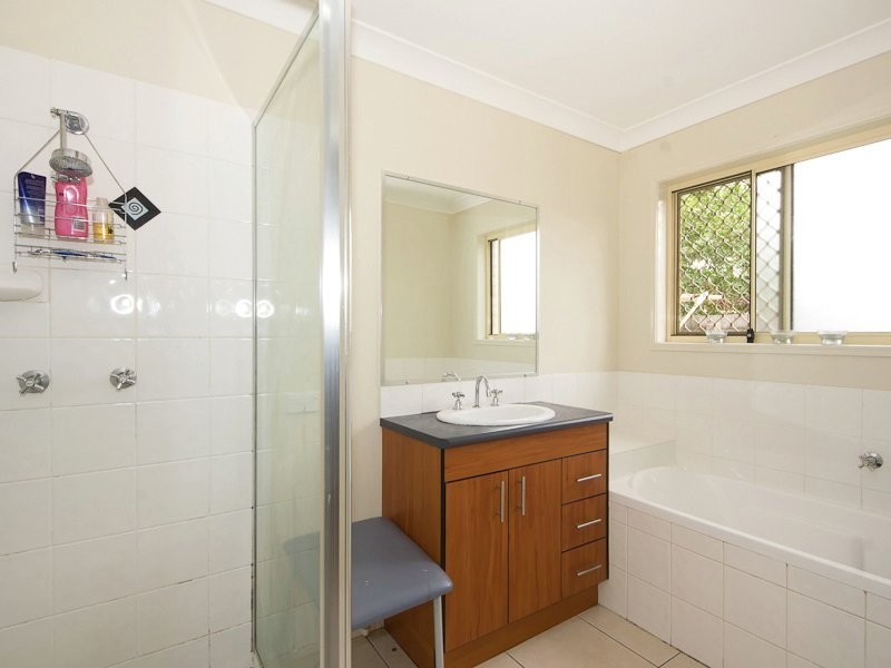 11 Julie Drive, Caboolture South QLD 4510