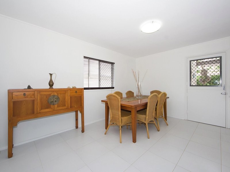 23 Mc Dowall St, Bongaree QLD 4507