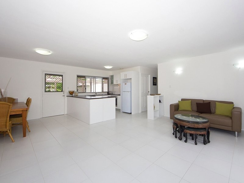 23 Mc Dowall St, Bongaree QLD 4507