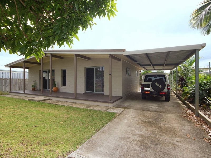 23 Mc Dowall St, Bongaree QLD 4507