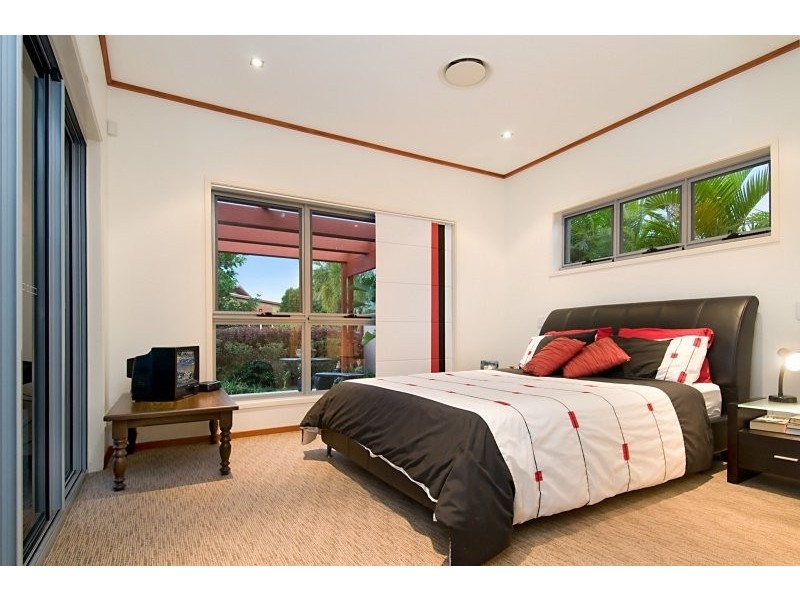 105/8 Spinnaker Drive, Sandstone Point QLD 4511