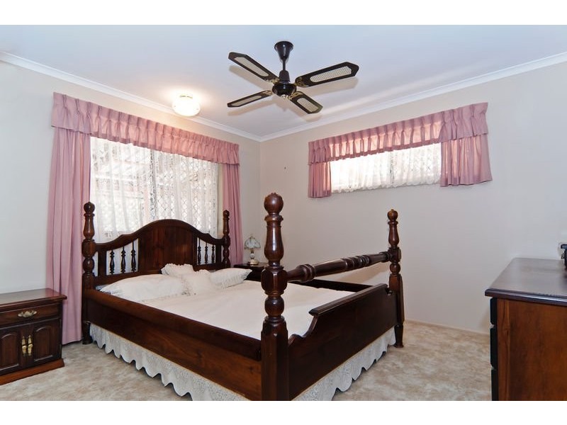 20 Lachlan Crescent, Sandstone Point QLD 4511