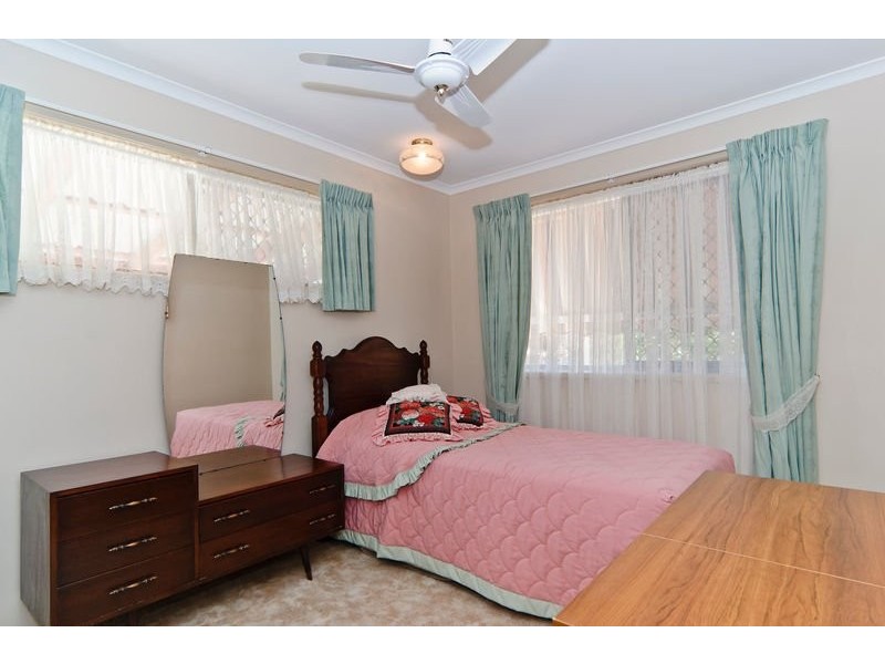 20 Lachlan Crescent, Sandstone Point QLD 4511