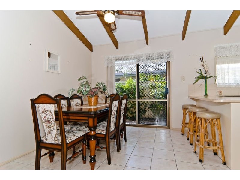 20 Lachlan Crescent, Sandstone Point QLD 4511