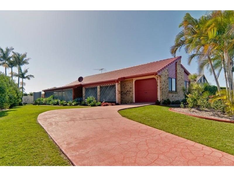 20 Lachlan Crescent, Sandstone Point QLD 4511