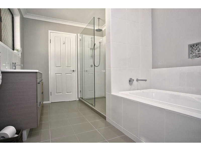 183 Tinney Road, Upper Caboolture QLD 4510