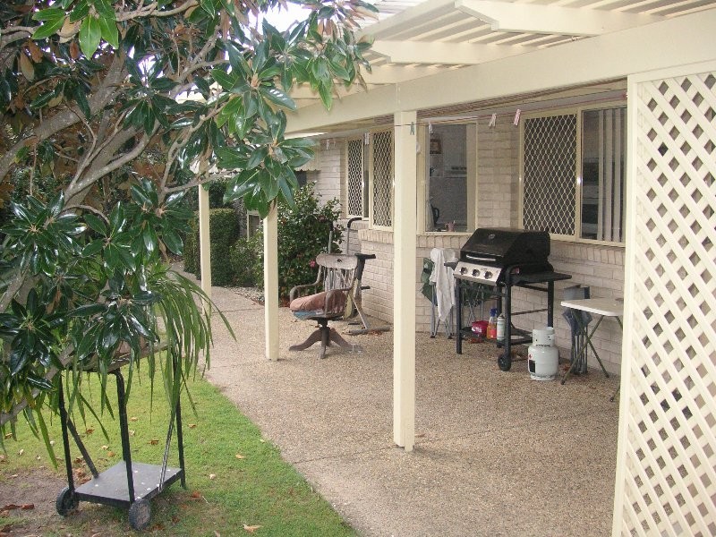 2/5 Carl Court, Banksia Beach QLD 4507