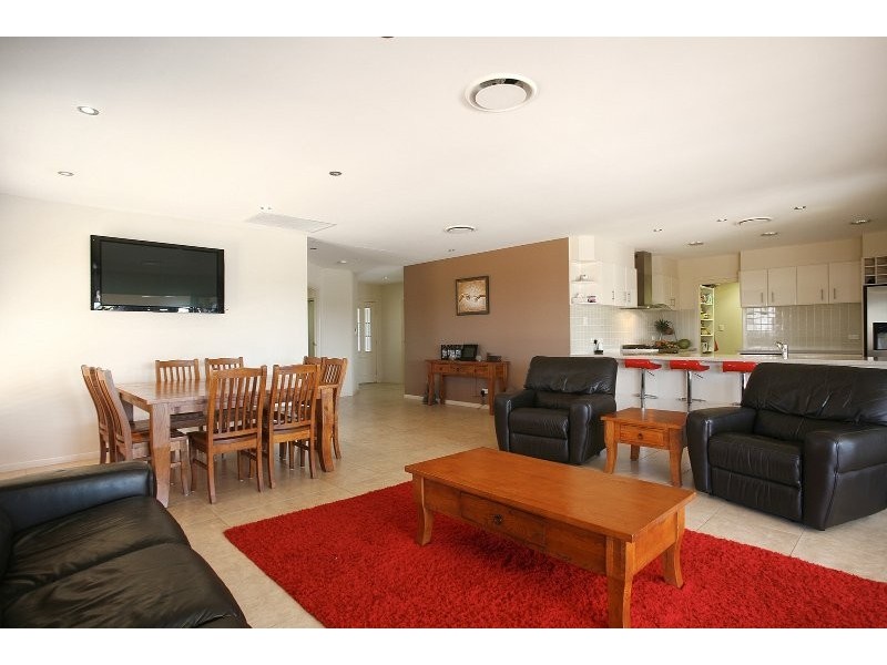 20 Muldoon Place, Ningi QLD 4511