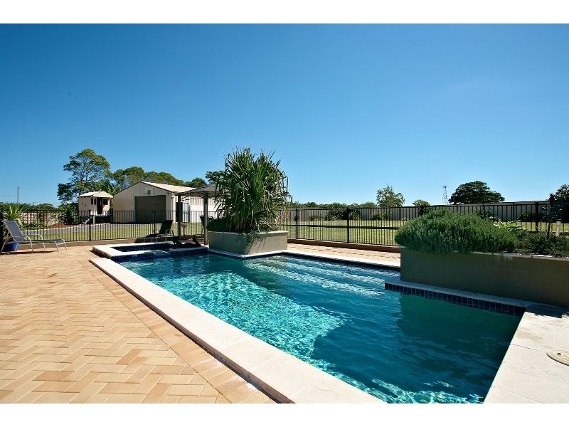 20 Muldoon Place, Ningi QLD 4511