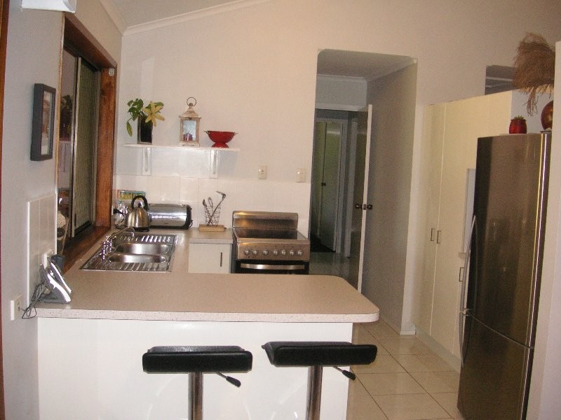 21 Hawaii Crescent, Banksia Beach QLD 4507