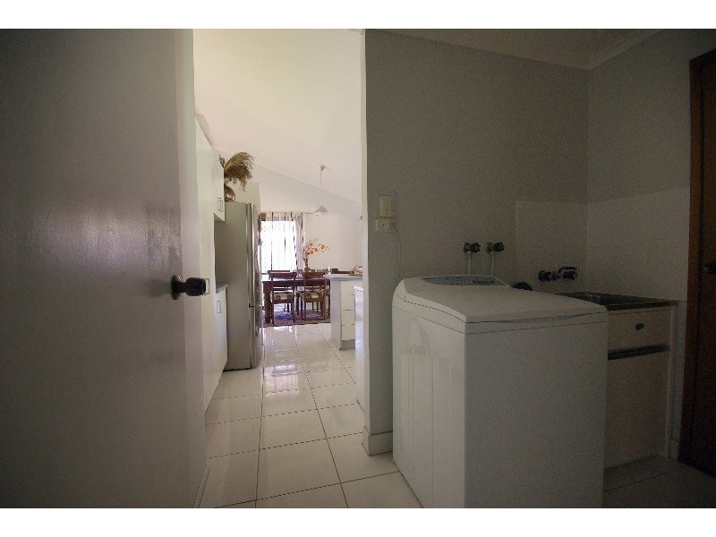 21 Hawaii Crescent, Banksia Beach QLD 4507