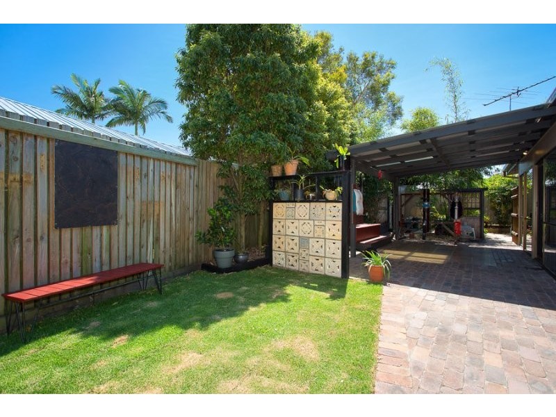 11 Kittyhawk Street, Bongaree QLD 4507