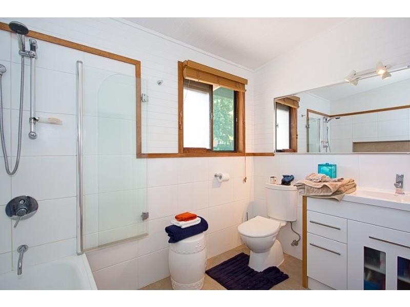 11 Kittyhawk Street, Bongaree QLD 4507