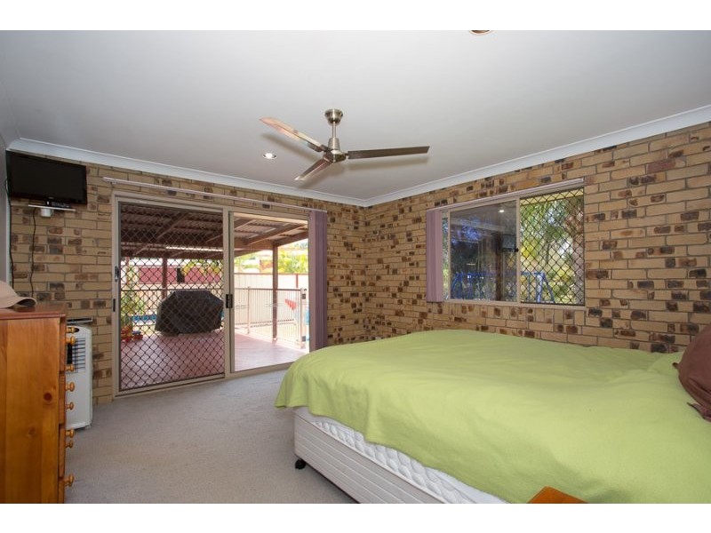 8 Snowgum Court, Ningi QLD 4511