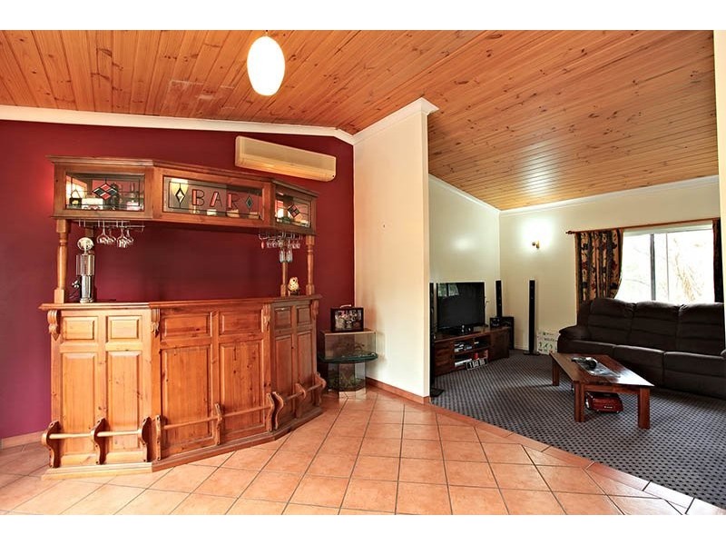 71 Leahy Rd, Caboolture QLD 4510