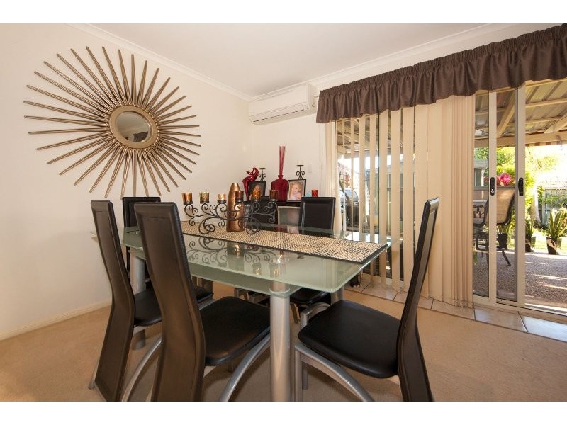2/5 Headsail Drive, Banksia Beach QLD 4507