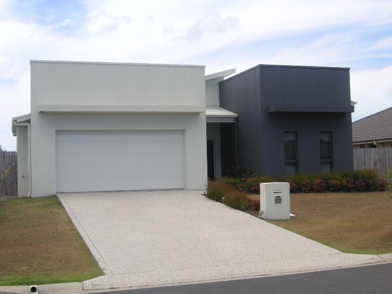 15 Dewdrop Place, Ningi QLD 4511