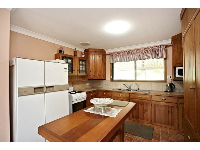 35 Moffatt Esplanade, Toorbul QLD 4510