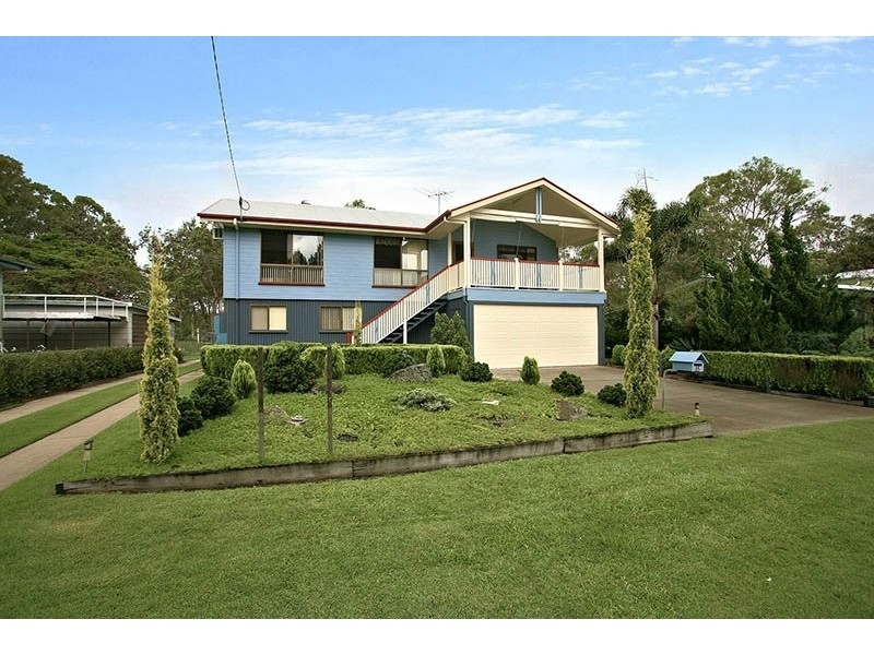 35 Moffatt Esplanade, Toorbul QLD 4510