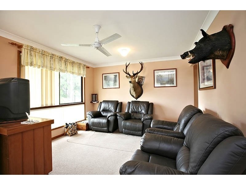 35 Moffatt Esplanade, Toorbul QLD 4510