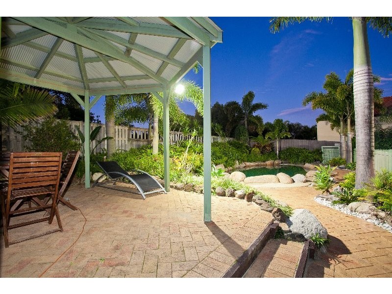 227 Endeavour Drive, Banksia Beach QLD 4507