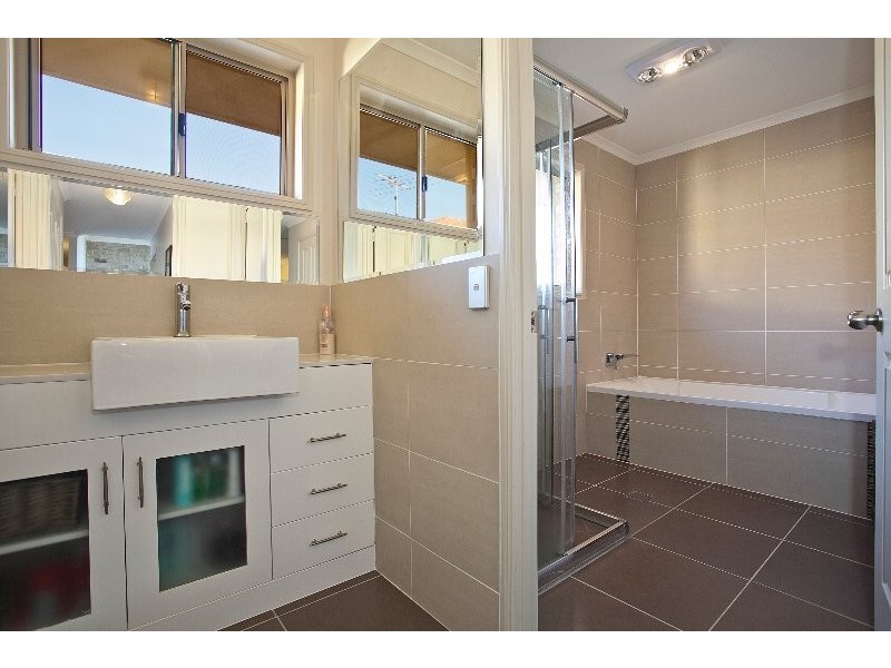 227 Endeavour Drive, Banksia Beach QLD 4507