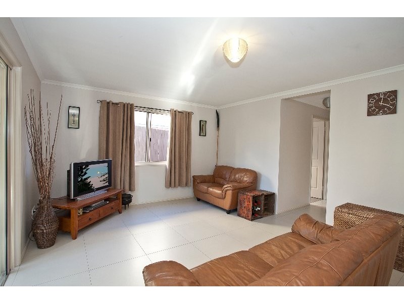 227 Endeavour Drive, Banksia Beach QLD 4507