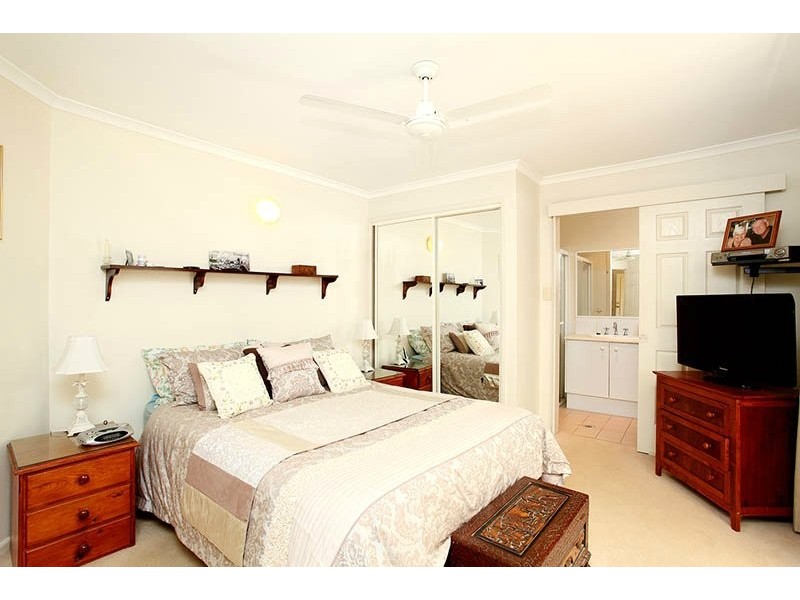 2/72 Pacific Drive, Banksia Beach QLD 4507