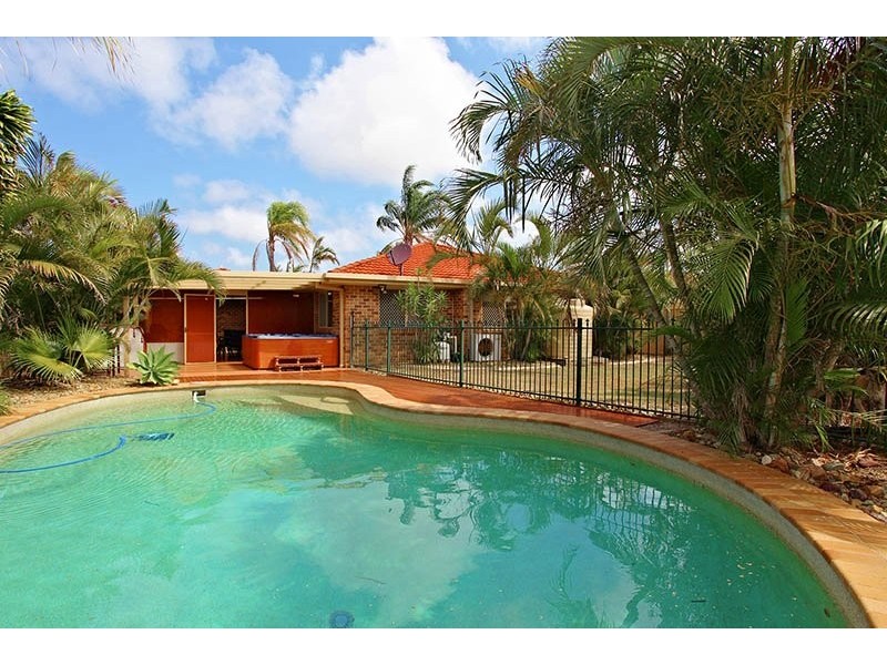 115 Endeavour Drive, Banksia Beach QLD 4507
