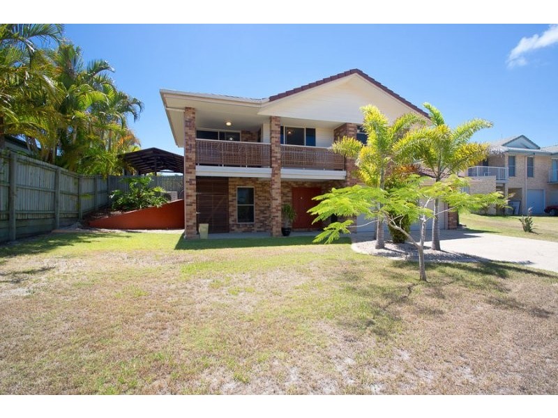 26 Headsail Dve, Banksia Beach QLD 4507